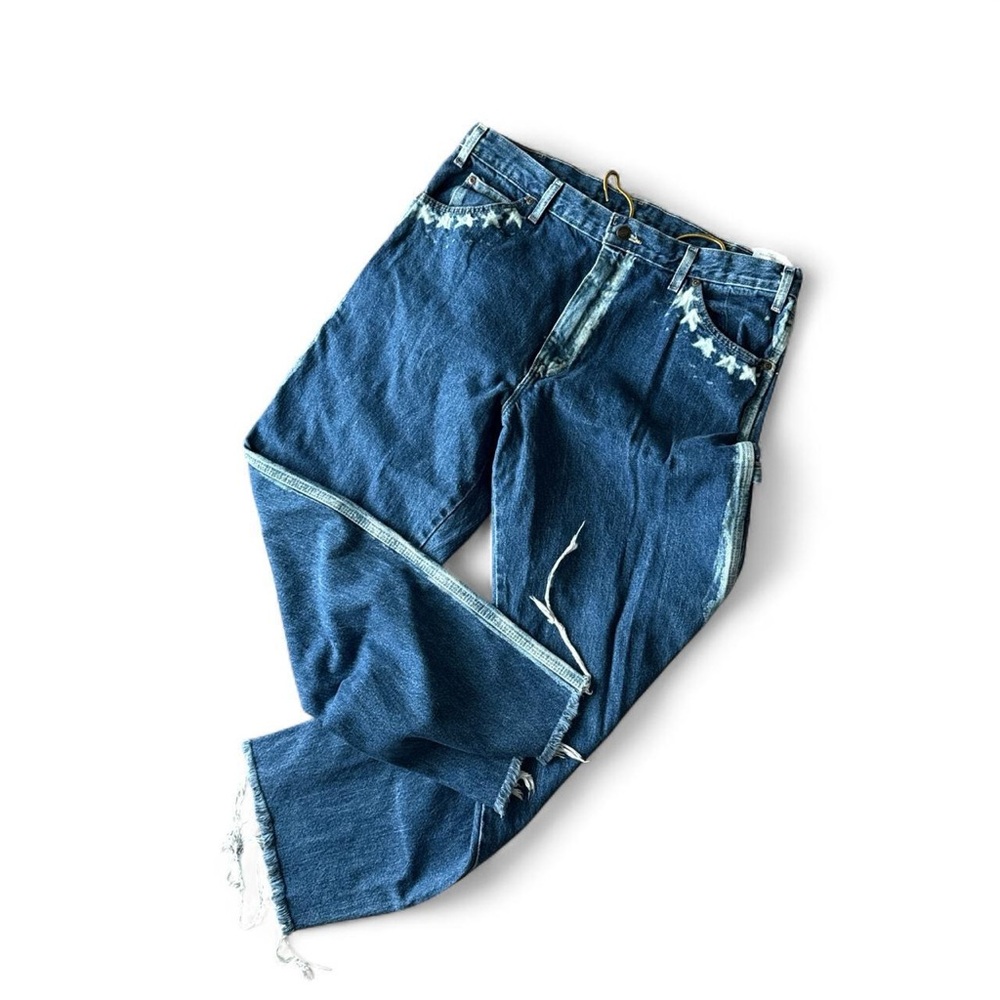 Star-bleached design on Dickies Blue Jeans